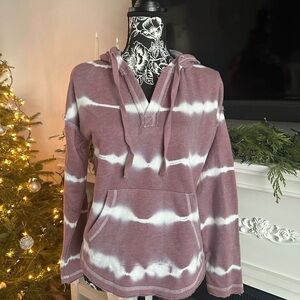 Thread & Supply Maroon Tie-Dye V-Neck Sweatshirt NWT
